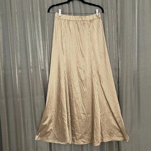 maxi tooth hound gold and white silky  skirt